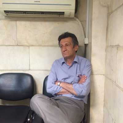 گلوله ها را صدا می زنم